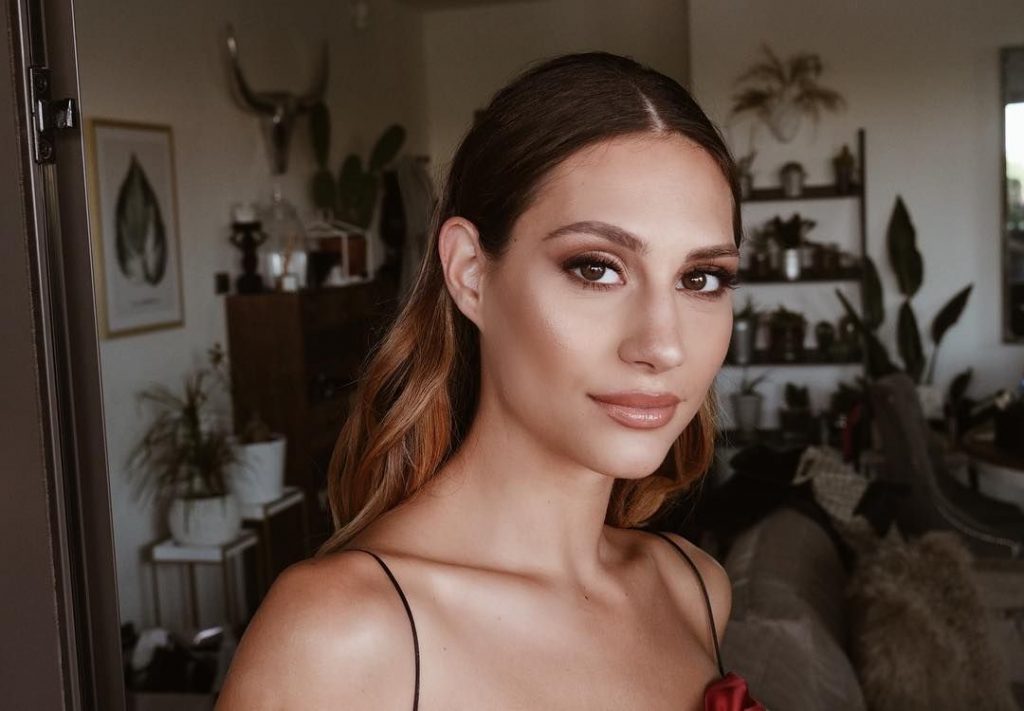 Beatrice Valli, mamma e influencer. Guai in vista con Marco?