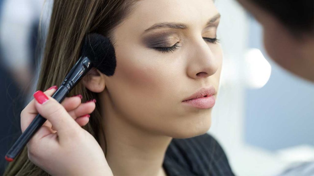 Llega el otoño: los 7 mejores colores para el maquillaje otoñal