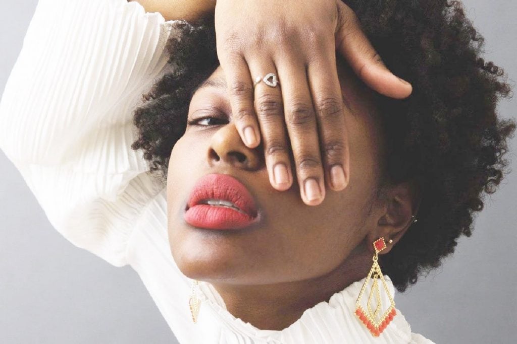 11 Makeup Tricks For Dark Skin