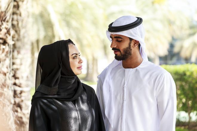 6 أشياء يبحث عنها الرجل في المرأة 