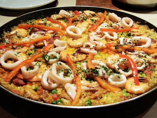 6 platillos que combinan bien con la paella