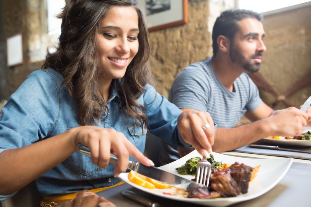 Alimentación intuitiva: la dieta “cruel” que sabe cómo eres y te da lo que te mereces