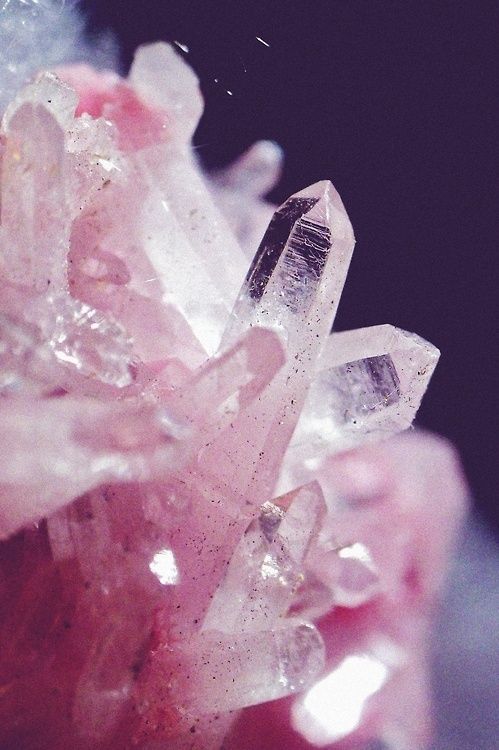Cristalloterapia: tutto quello che c’è da sapere sulla primordiale energia dei cristalli