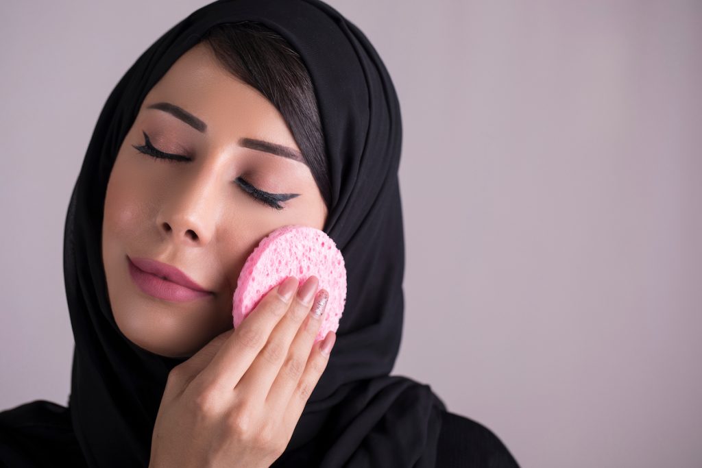 8 طرق لاستعادة تنشيط بشرتك المجهدة في المنزل