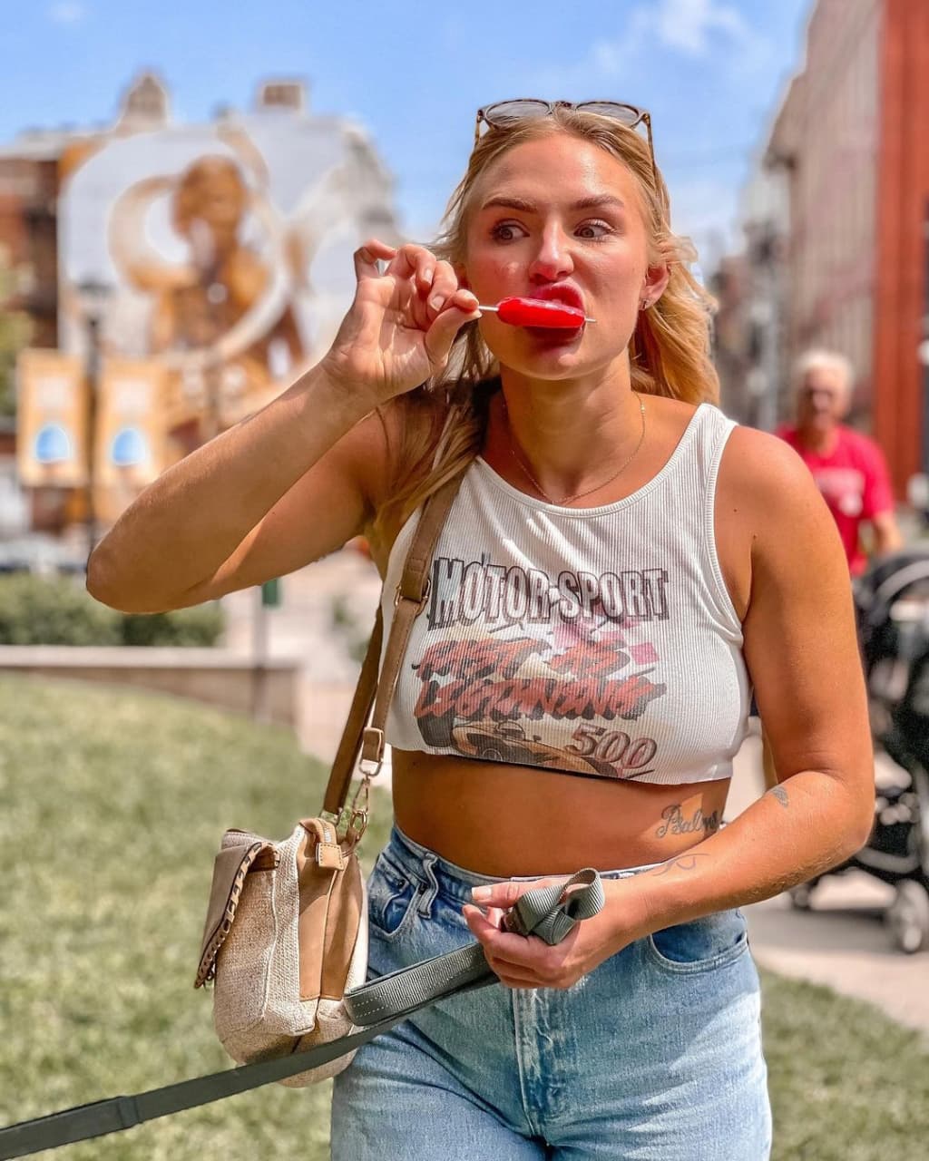 ≡ 14 Reasons to Follow Body Positive Influencer Mik Zazon 》 Her Beauty