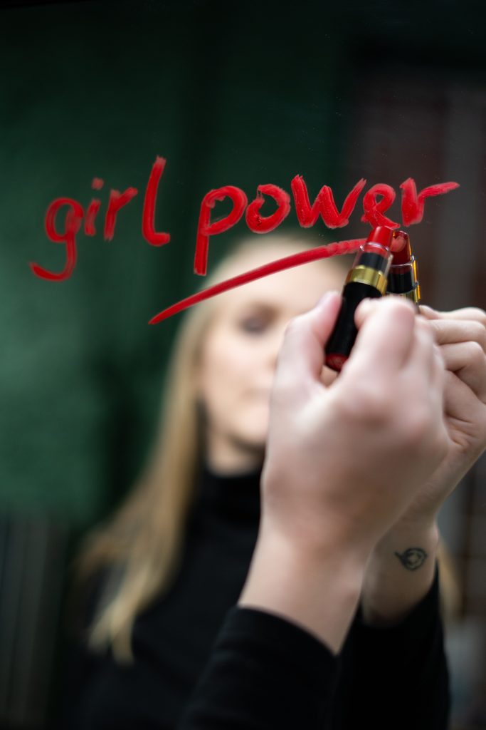 ¿Por qué España necesita más feminismo?