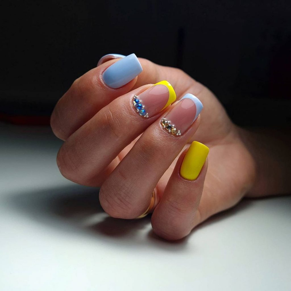 Blue and Yellow Nail Art To Inspire Your Next Manicure
