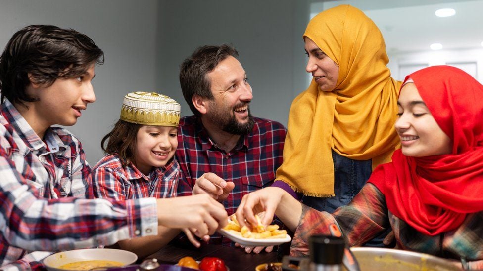 عادات الأكل الخاطئة التي يرتكبها الكثيرون في رمضان