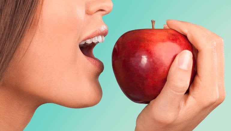 تناول تفاحة واحدة في اليوم، وانظر ماذا يحدث لجسمك