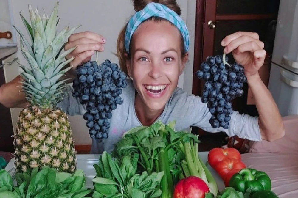 อินฟลูฯสาวสาย raw food ดับติดเชื้อเนื่องจากขาดสารอาหาร