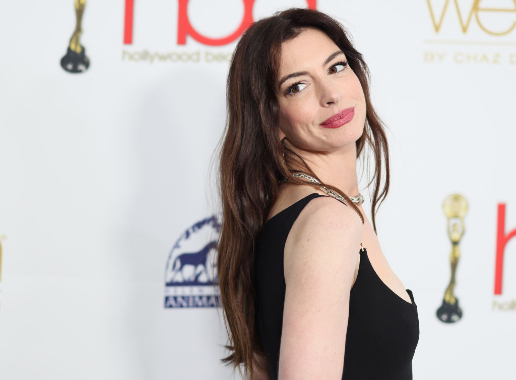 9 Celebrity Wives Who Make More Money Than Their Husbands