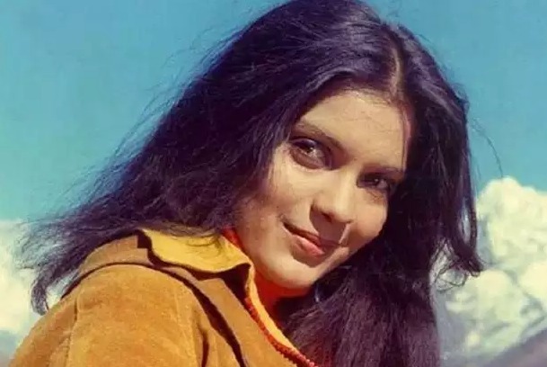 मशहूर अभिनेत्री ज़ीनत अमान के बारे में जानने योग्य महत्वपूर्ण तथ्य
