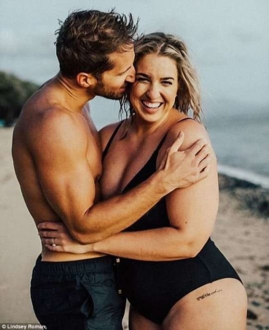 6 důvodů, proč muže přitahují ženy plnějších tvarů