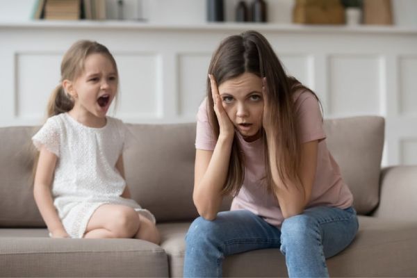 كيف تغيرت طريقة التربية بين الماضي والحاضر في الأسرة المعاصرة 