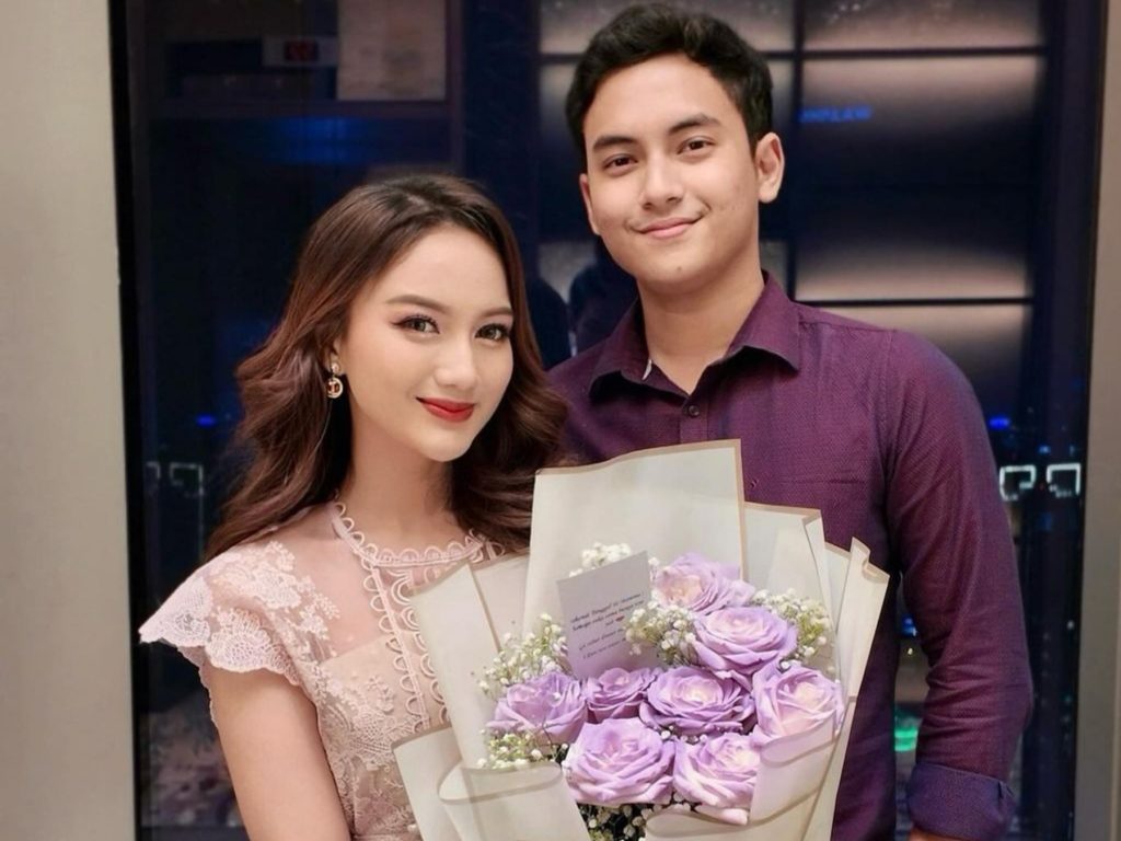 Gak Nyangka! Zodiak Ini Ternyata Diam-diam Masih Sayang Mantan! 