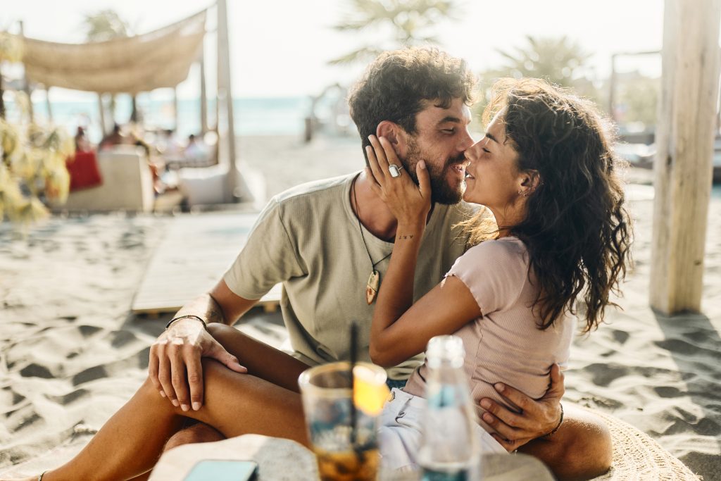 Therapist Says These Are Only 2 Ways To Know If You’re With The Right Person