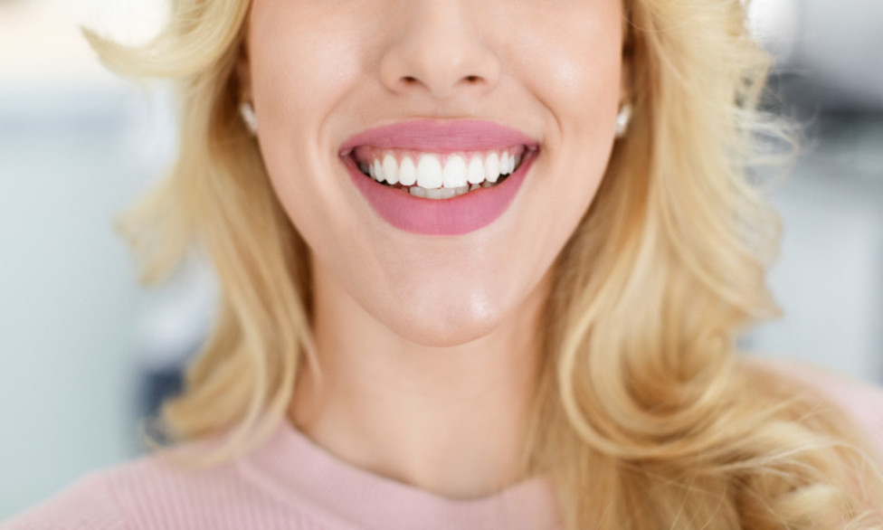 Il segreto delle star per avere denti bianchissimi 