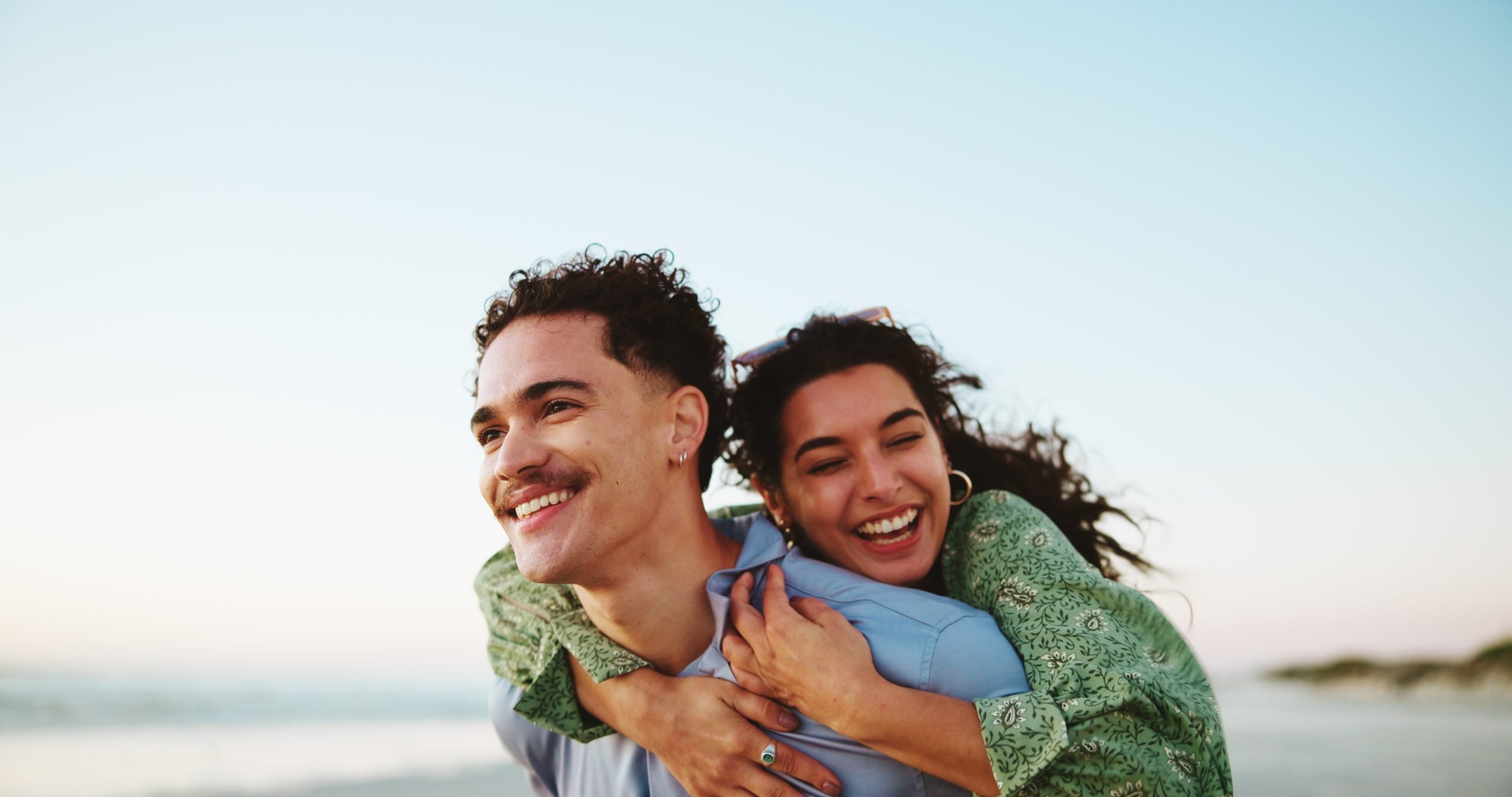 ≡ 6 Unique Habits Of Women Who Attract Deep, Lasting Love 》 Her Beauty