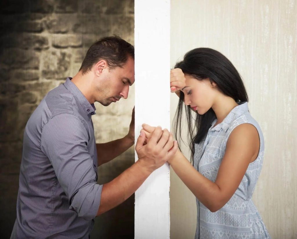 Bí quyết khiến bạn luôn hạnh phúc khi trong một mối quan hệ! 