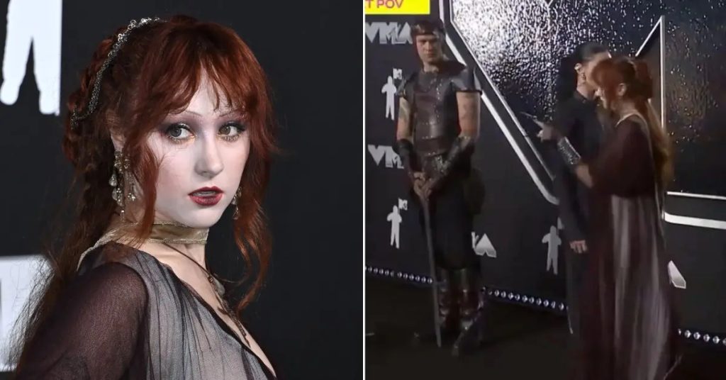 10 de los momentos más bizarros vistos en la alfombra roja