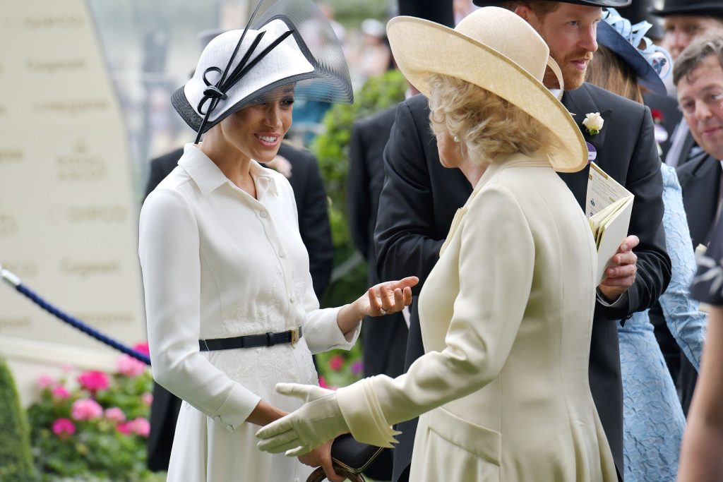 Những lần “mắc lỗi” thời trang của Meghan Markle