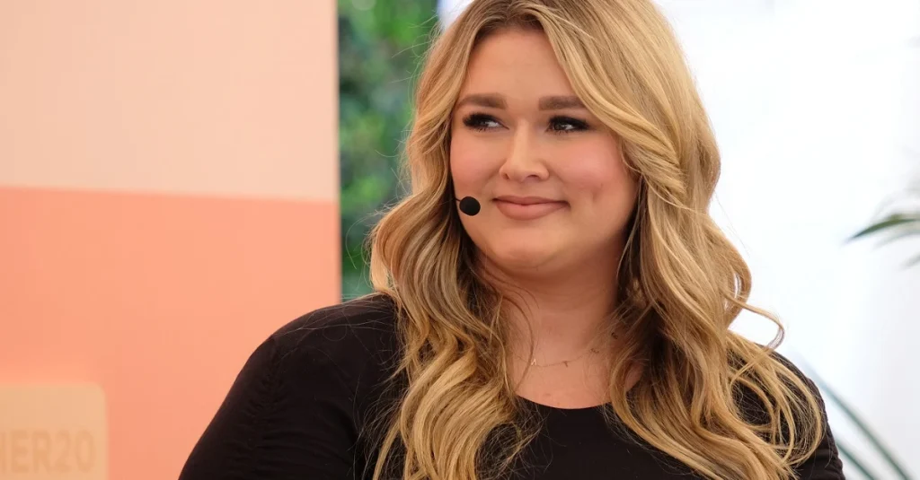Wer ist Hunter McGrady? 15 spannende Fakten über das Plus-Size-Model