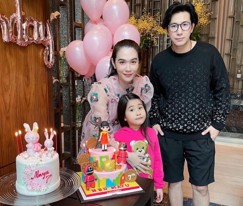 ย้อนรอยคู่ดังยุค 2000s จากคู่จิ้นในจอสู่สถานะหัวใจวันนี้ ใครเป็นเพื่อน ใครเป็นคู่ชีวิตจริง