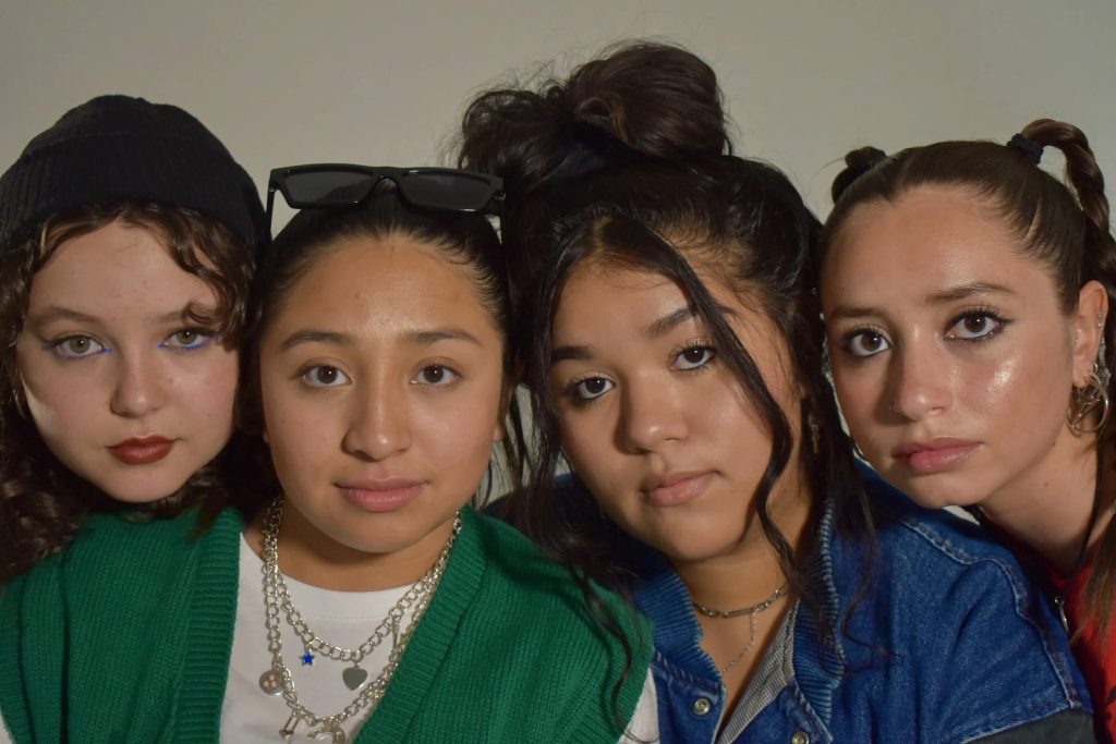 Las latinas no escapan de las críticas en redes sociales sobre su imagen corporal