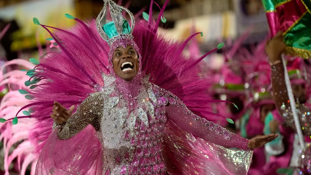 A evolução das fantasias de Carnaval ao longo das décadas