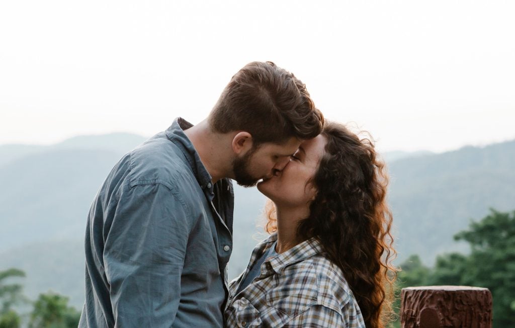 7 Playful Kissing Games to Try with Your Partner
