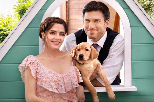 5 Hallmark Stars Who Filmed Movies While Pregnant in Real Life